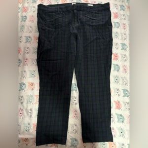 GAP checkered pants size 20
